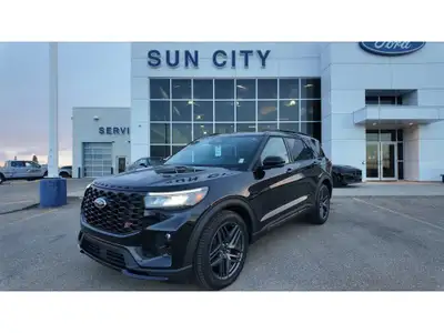 **ORIGINAL MSRP $72,665.00** 4.99% AVAILABLE! POWER MOONROOF! TOW PACKAGE! HEATED STEERING WHEEL! HE...