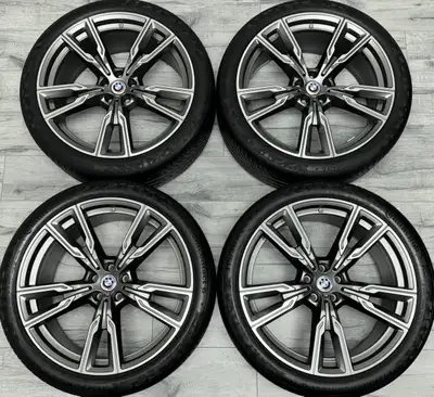 Selling a beautiful set of *Like Brand New* original BMW X5 G05 & BMW X6 G06 20 Inch (Style 747M) St...