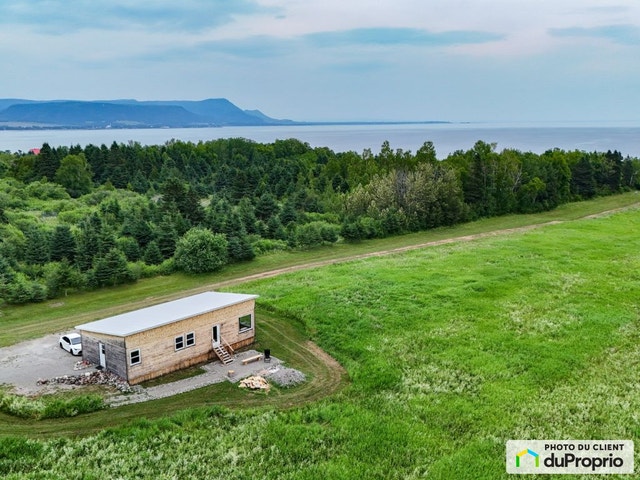 $1,300,000 - Villa for sale in Nouvelle — photo 1