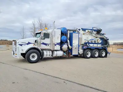 2012 Kenworth T800 Triaxle Hydrovac Year: 2012 Make: Kenworth Model: T800 Triaxle Hydrovac With West...