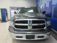 RAM 1500 CLASSIC SLT 2021 V8 5.7 LITRES HEMI BOITE 5'7" CREW-CAB 4X4 TOUT ÉQUIPÉ / ÉCRAN TACTILE / C... (image 3)
