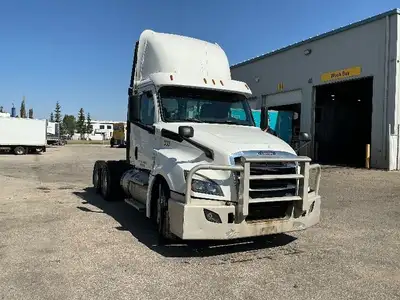 2020 FREIGHTLINER T12664ST;Heavy Duty Trucks - CONVENTIONAL W/O SLEEPER Penske Location 17303 114 AV...