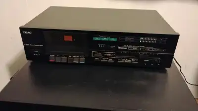 Teac V-360C is a vintage 2-head single compact stereo cassette, View more