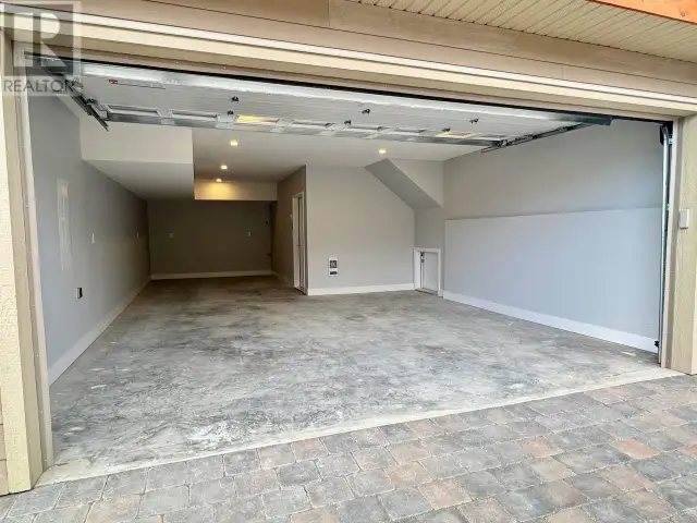 130 COLEBROOK Road Unit# 27 Kamloops, British Columbia63235527704579122