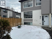 76-23H BANNER ROAD Nepean, Ontario
