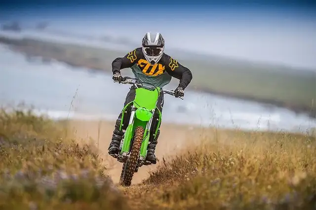 2025 Kawasaki KLX 300R in Dirt Bikes & Motocross in Markham / York Region - Image 5