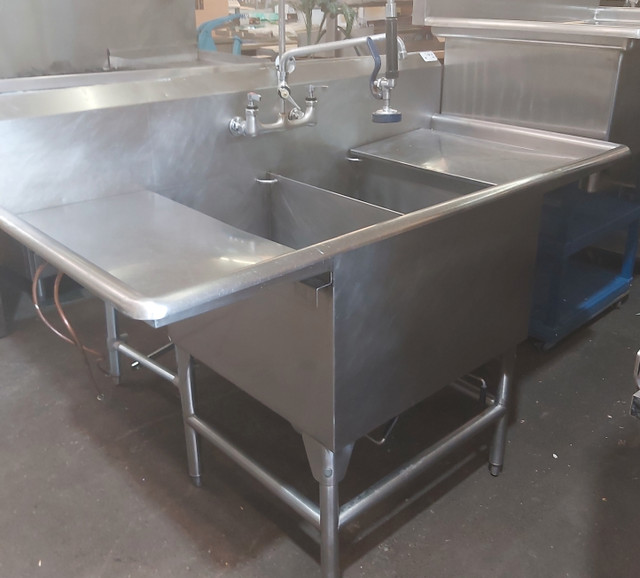 HUSSCO USED Stainless Sinks Restaurant Kitchen Equipment in Industrial Kitchen Supplies in Edmonton - Image 3