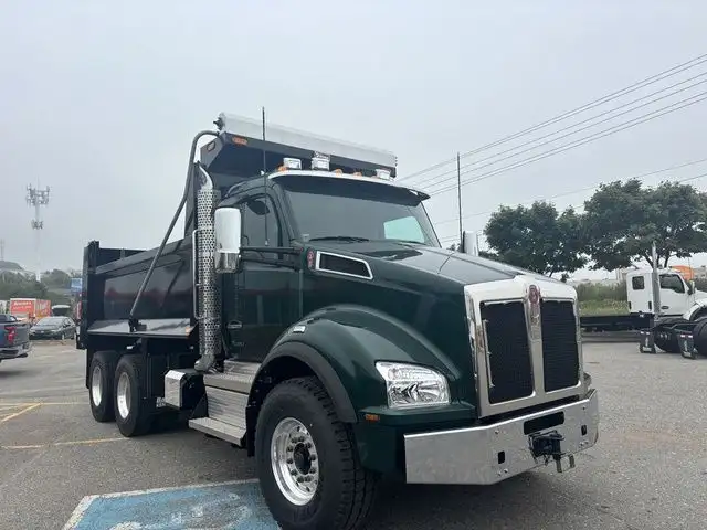 2026 Kenworth T880 in Heavy Trucks in Moncton - Image 3