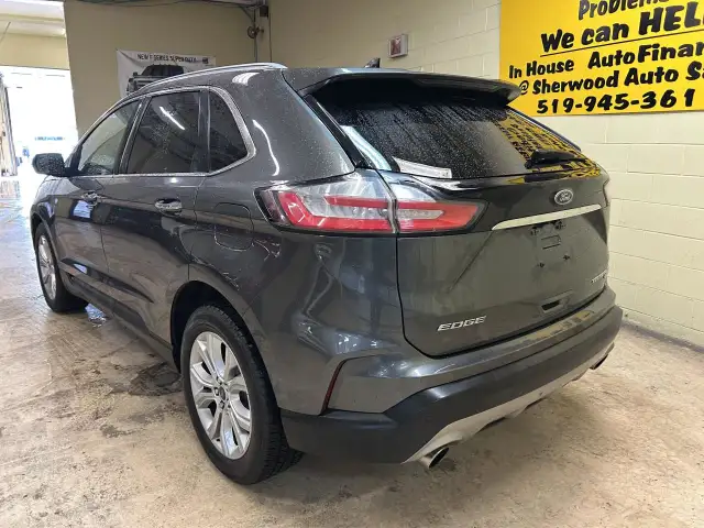 2020 Ford Edge Titanium408909490369996803