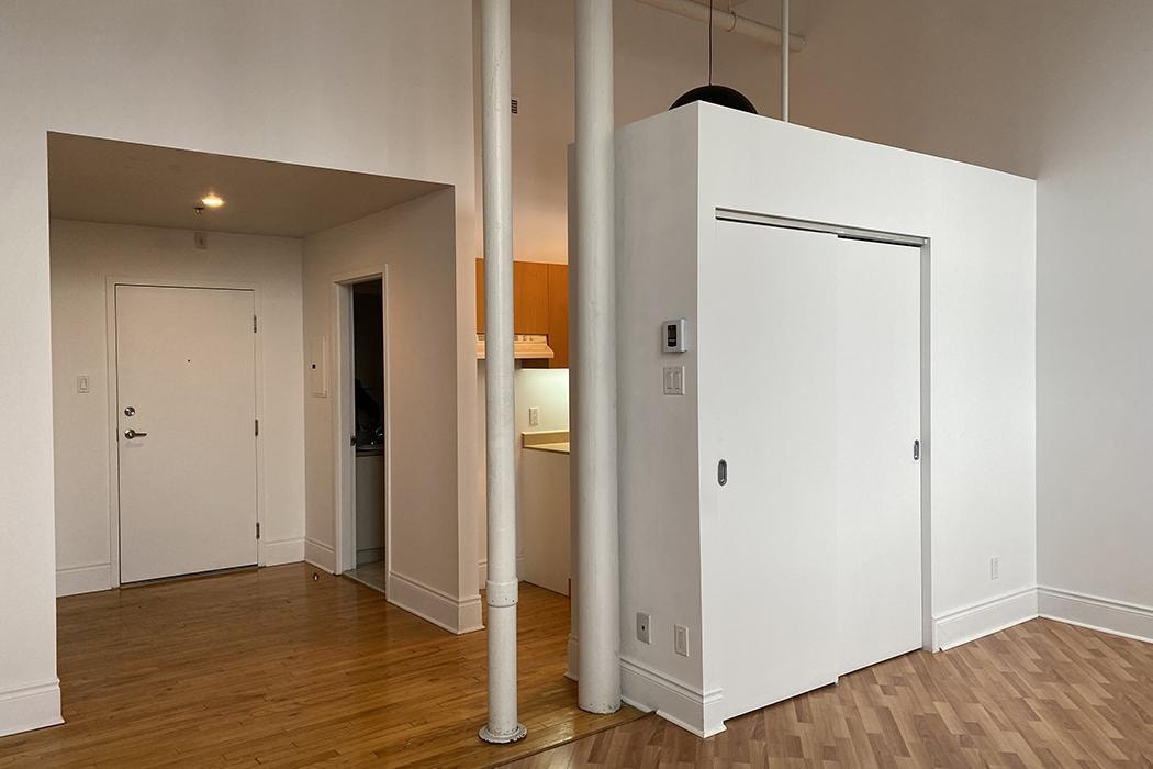 570 Charest Est — photo 1