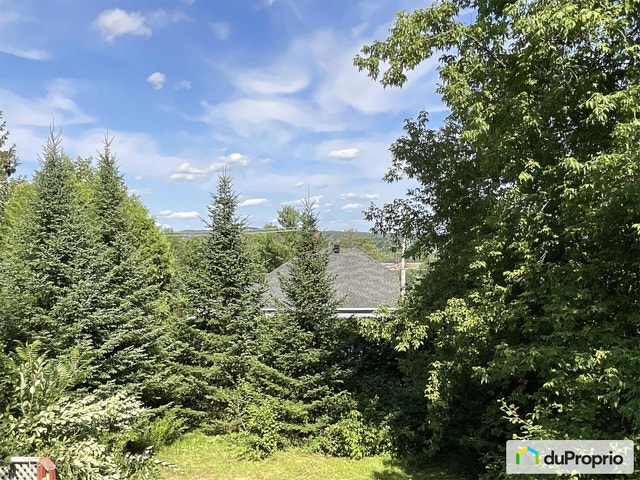 $299,000 - 1 1/2 Storey for sale in Sherbrooke (Mont-Bellevue) — photo 2