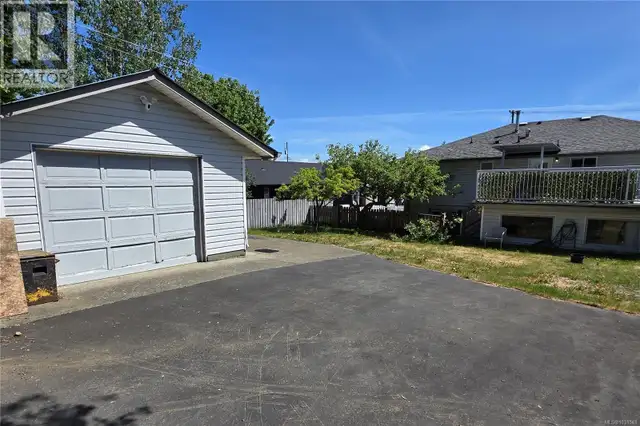 222 Thulin St Campbell River, British Columbia in Houses for Sale in Campbell River - Image 26