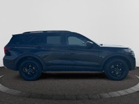 Check out this vehicle's pictures, features, options and specs, and let us know if you have any ques... (image 5)