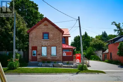 B - 39 MAIN ST STREET E Grey Highlands, Ontario