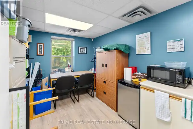 580 WATERLOO STREET London East (East F), Ontario in Commercial & Office Space for Sale in London - Image 20