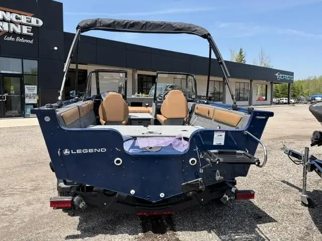 2026 Legend Boats 18XT in Powerboats & Motorboats in Guelph - Image 7