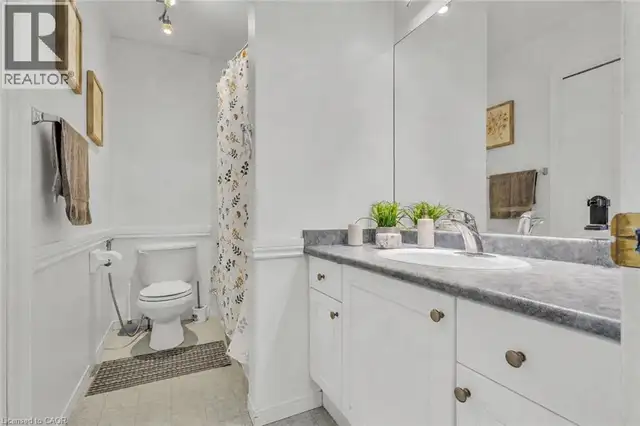 425 ERINBROOK Drive Kitchener, Ontario in Houses for Sale in Kitchener / Waterloo - Image 19