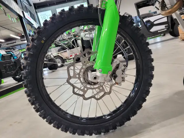 2025 Kawasaki KX250 Dirt Bike in Dirt Bikes & Motocross in Trenton - Image 11