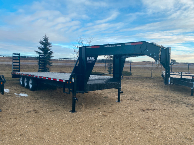 *2023 - 8.5 x 26' Gooseneck, Dove Tail, S/U Ramps / 21k in Cargo & Utility Trailers in Calgary