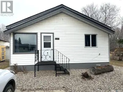 Welcome to 308 Albert Street! This charming home has seen extensive renovations including updated wi...
