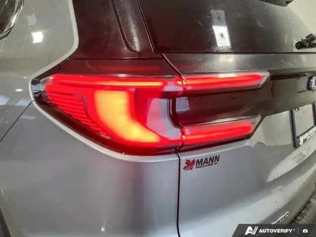 2024 GMC Acadia Elevation | Remote Start | Rear View Camera in Cars & Trucks in Prince Albert - Image 16