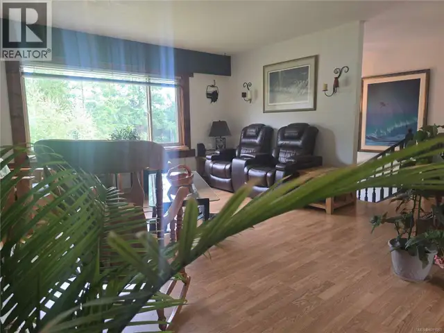 170 Seaview St Sayward, British Columbia in Houses for Sale in Campbell River - Image 27