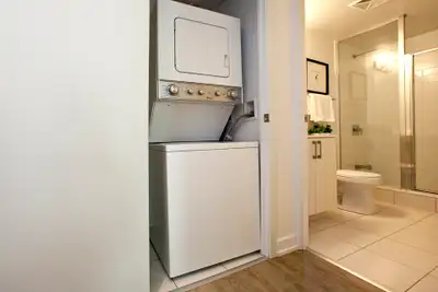 2-Bedroom + Den For Rent !  Woodbine/Gerrard!, View more