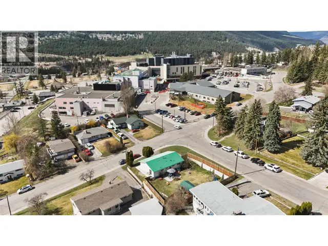 496 N SIXTH AVENUE Williams Lake, British Columbia in Houses for Sale in Williams Lake - Image 24
