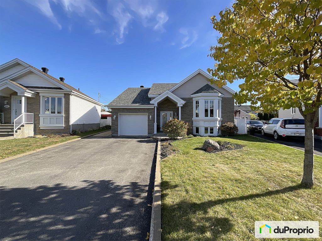 $649,000 - Bungalow for sale in Ste-Catherine — photo 2