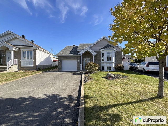 $649,000 - Bungalow for sale in Ste-Catherine — photo 2