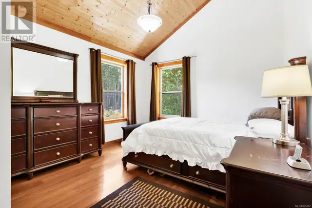 2 Welch Rd Lasqueti Island, British Columbia in Houses for Sale in Parksville / Qualicum Beach - Image 10