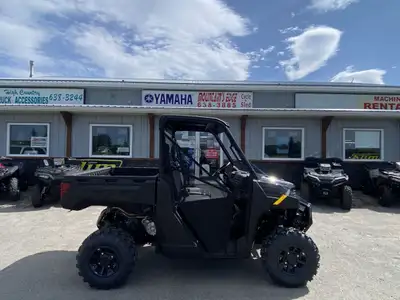 Engine Type: Parallel Twin Displacement: 60.9 cu. in. (999 cc) Bore and Stroke: Bore: 3.66 in. (93 m...