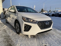 Hyundai Dealer Maintained, Heated Front Seats, Back up Camera, Automatic Headlights, Color Display S... (image 5)