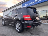 Feast your eyes on this outrageously well-preserved 2012 Mercedes-Benz GLK 350 — so pampered and pri... (image 6)