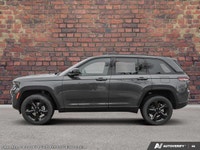 Only 19 Miles! This Jeep Grand Cherokee has a strong Regular Unleaded V-6 3.6 L/220 engine powering... (image 2)