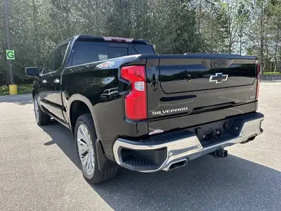 2023 Chevrolet Silverado 1500 LTZ Crew Cab 4WD | No Accidents, View more
