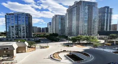 Price: $829,000 / $3,145/mo Move-In Ready, Bright, Sunlit South West Corner 2 Bedroom Plus Den Unit...