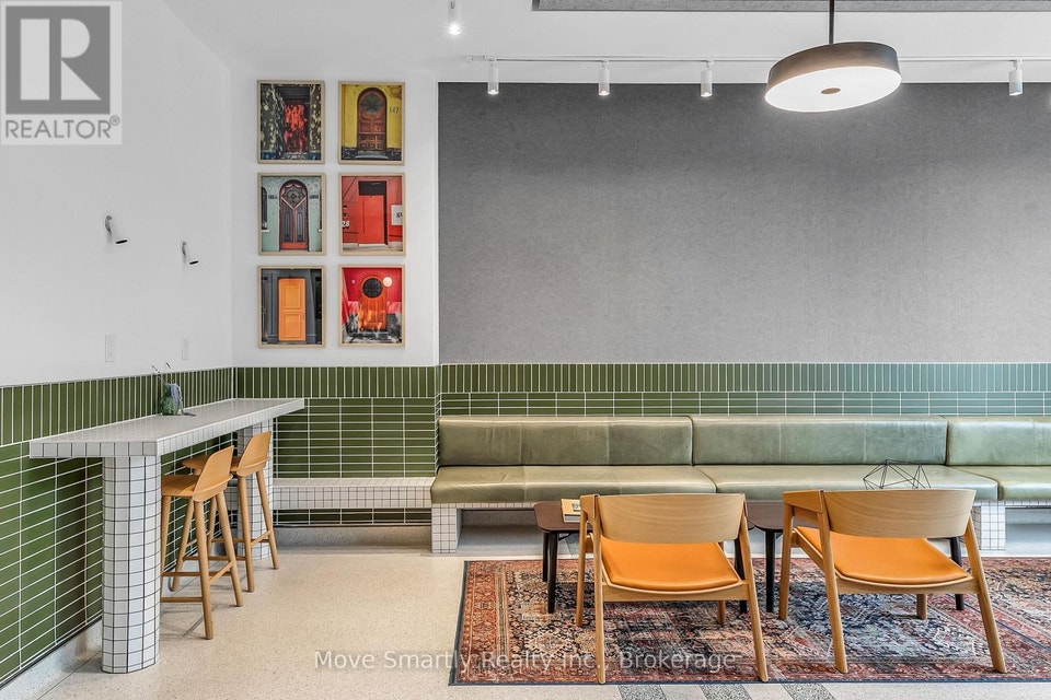 411 - 115 LARCHMOUNT AVENUE Toronto (South Riverdale), Ontario 4