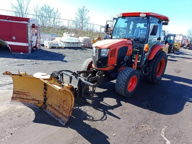 Snow Removal Equipment at Auction in Other in Hamilton - Image 3