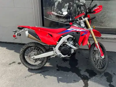 Sturgess Cycle CLEAN, SEAT CONCEPTS COMFORT XL SEAT True Street-Legal Dirt Bike The CRF450RL uses th...