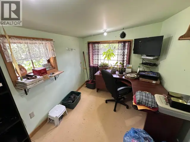 6273 MOOSE POINT DRIVE 70 Mile House, British Columbia in Houses for Sale in Kamloops - Image 30