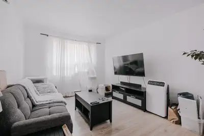 344 Richelieu - 3½ + Bureau - St-Jean-Baptiste - Juillet