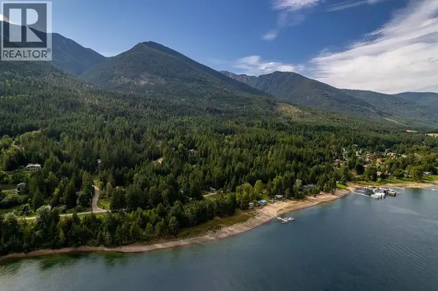 8275 East Procter Road Procter, British Columbia in Land for Sale in Nelson - Image 27