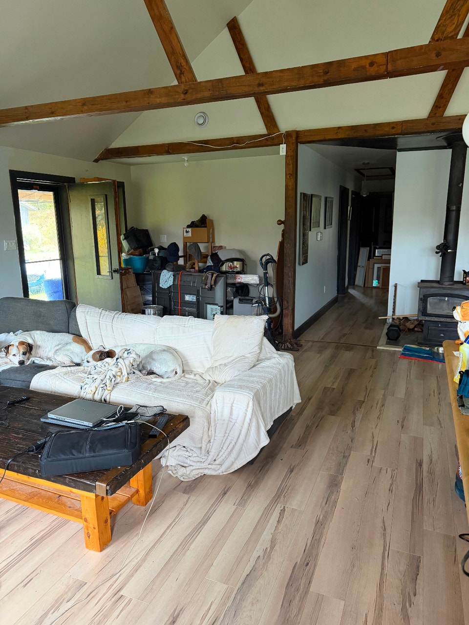 3 bedroom upper flat in house 5