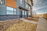 405 Corner Glen Circle NE Calgary, Alberta