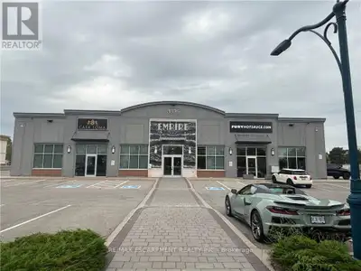 Great flex space/office for creative, collaborative work. The Empire is a modern, open concept offic...