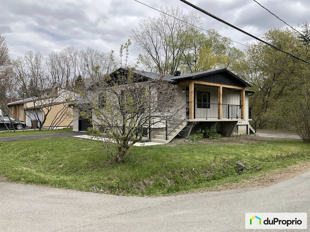 $569,999 - Bungalow for sale in L'Assomption — photo 1