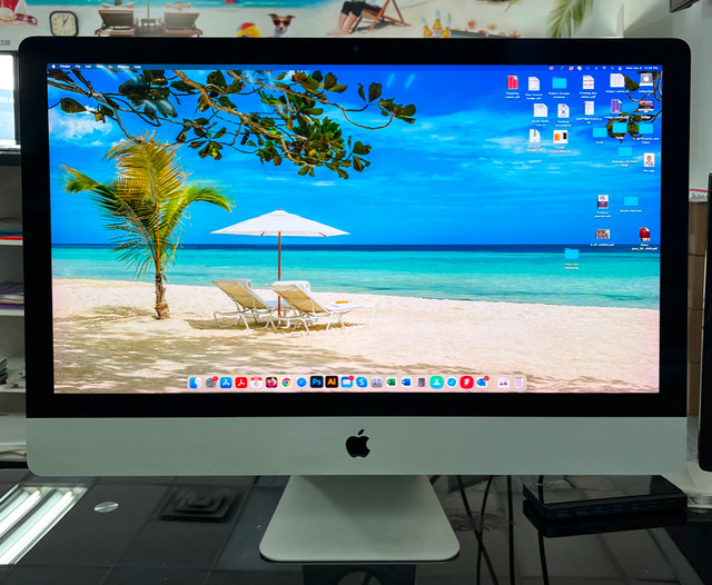 iMac LIKE NEW! **No Scratches** (Retina 5K, 27-inch, Late 2015) in Desktop Computers in Mississauga / Peel Region - Image 2