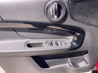 This 2024 Mini Countryman S is an exceptional vehicle! With a turbocharged engine, a large dual pane... (image 4)
