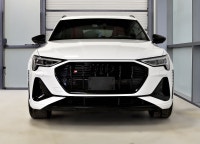 Véhicule ultra rare/ Traction intégrale Audi quattro / Tri-moteur / Ensemble S-Line / Ensemble Black... (image 4)